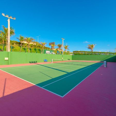 Ocean Palace All Inclusive Premium Natal Kültér fotó Tennis courts at the Atlantis Paradise Island
