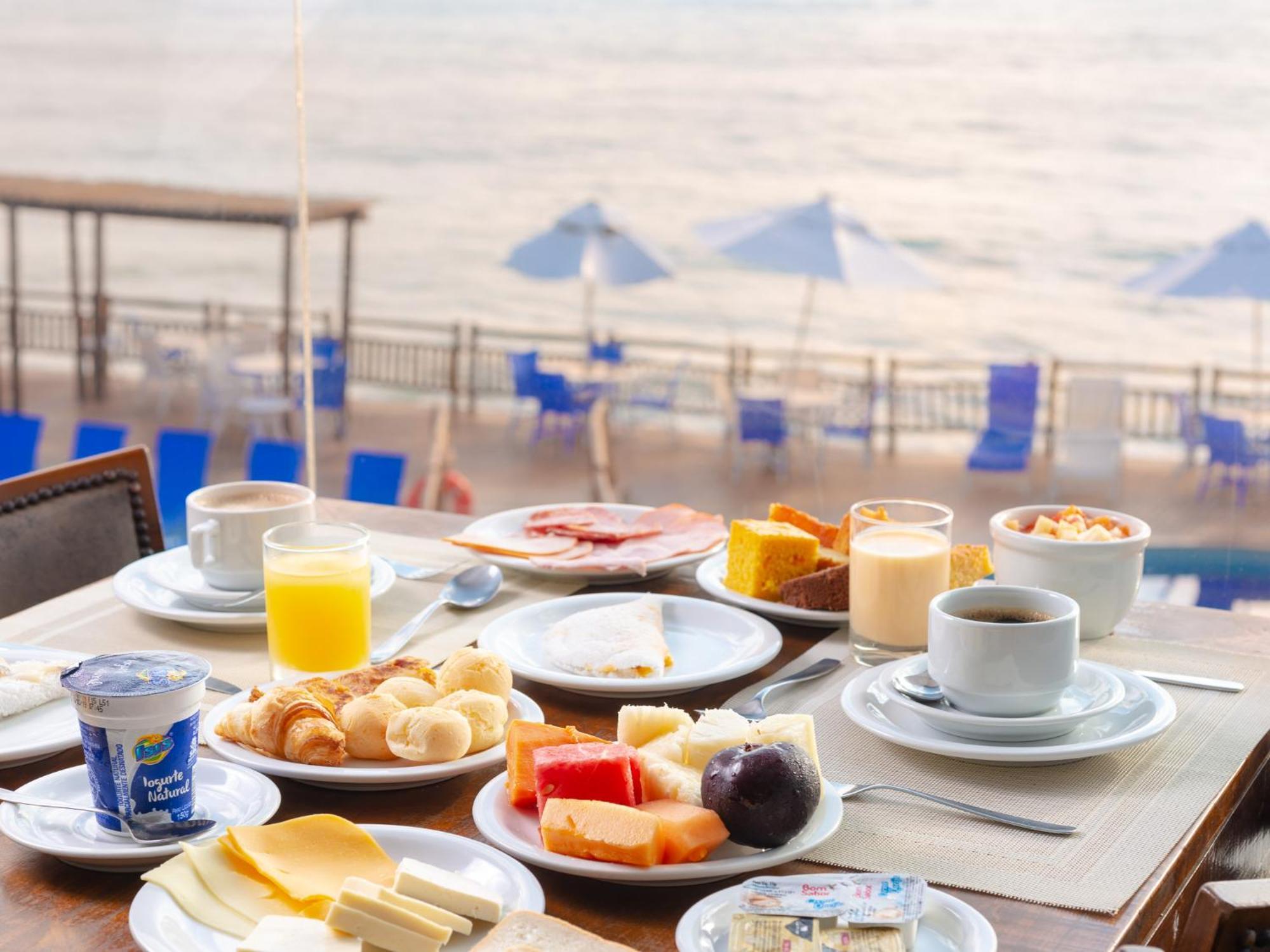 Ocean Palace All Inclusive Premium Natal Kültér fotó A typical continental breakfast