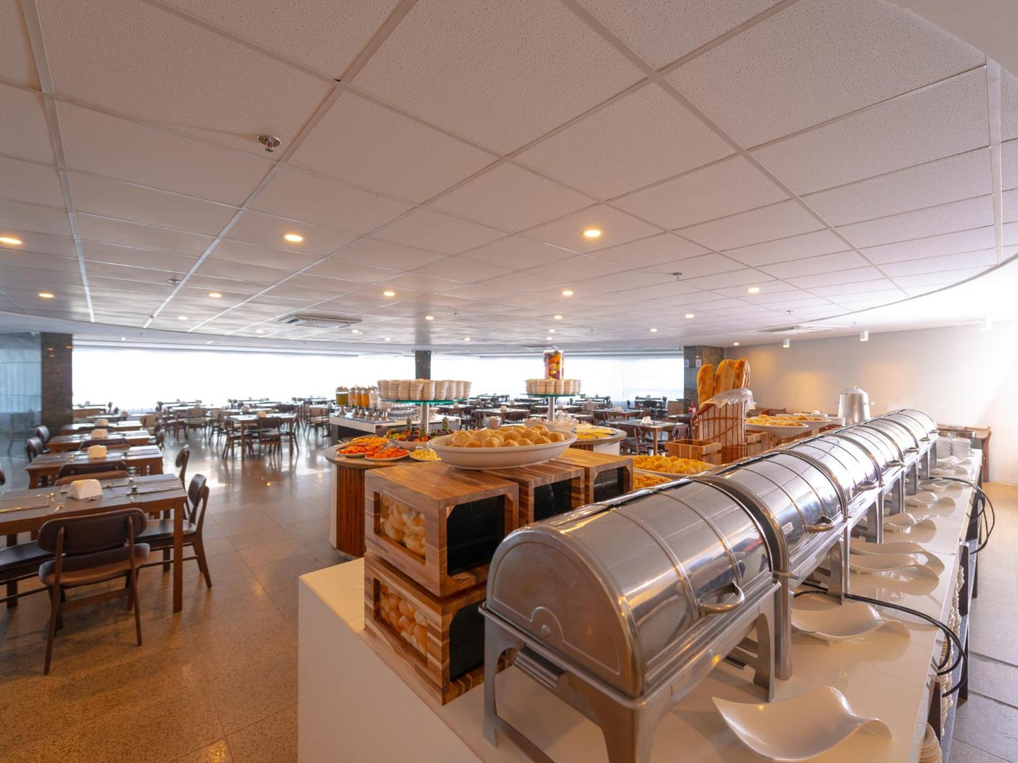 Ocean Palace All Inclusive Premium Natal Kültér fotó The buffet at the airport